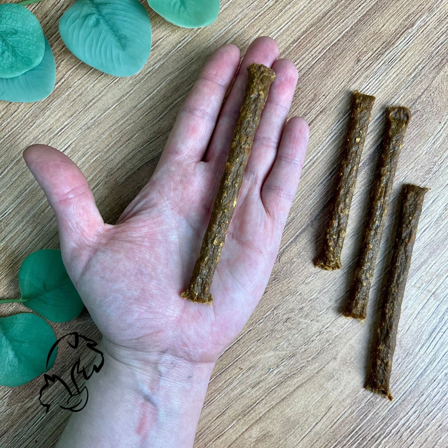 PALITOS DE POLLO CON CALOSTRO PARA PERROS Y GATOS