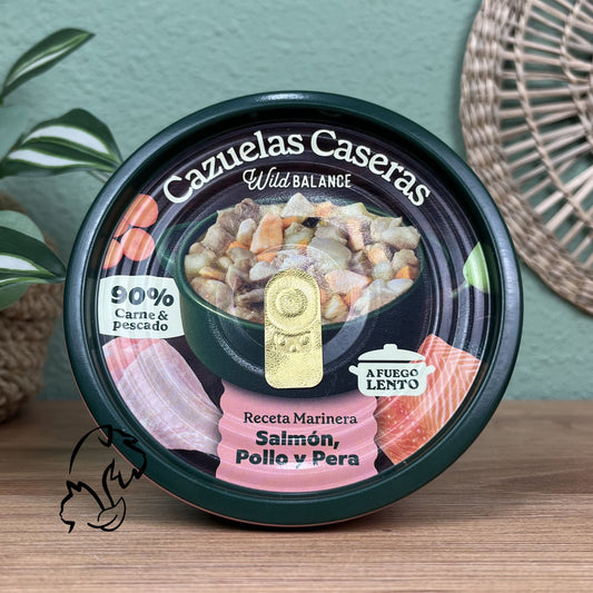 WILD BALANCE - CAZUELA CASERA DE SALMÓN Y POLLO CON PERA PARA PERROS