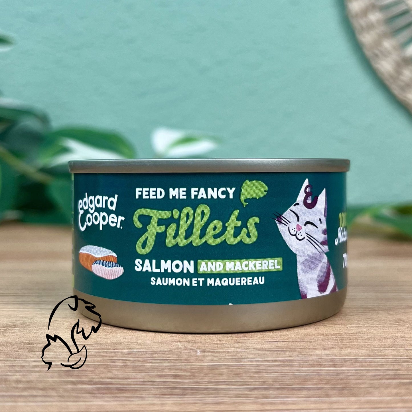 Lata complementaria sin cereales de filetes de salmón y caballa para gatos de la marca Edgard & Cooper.
