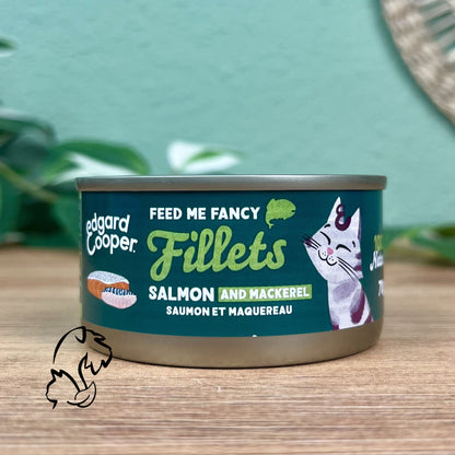 Lata complementaria sin cereales de filetes de salmón y caballa para gatos de la marca Edgard & Cooper.
