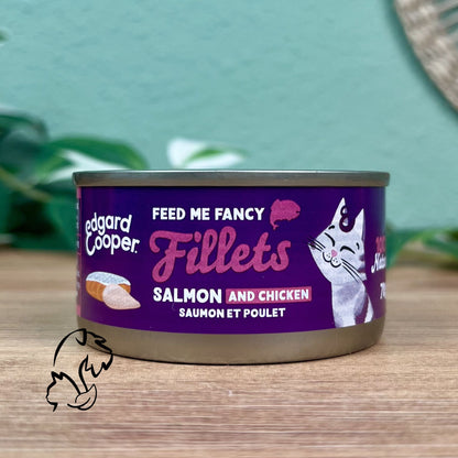 Lata complementaria sin cereales de filetes de salmon y pollo para gatos de la marca Edgard & Cooper.