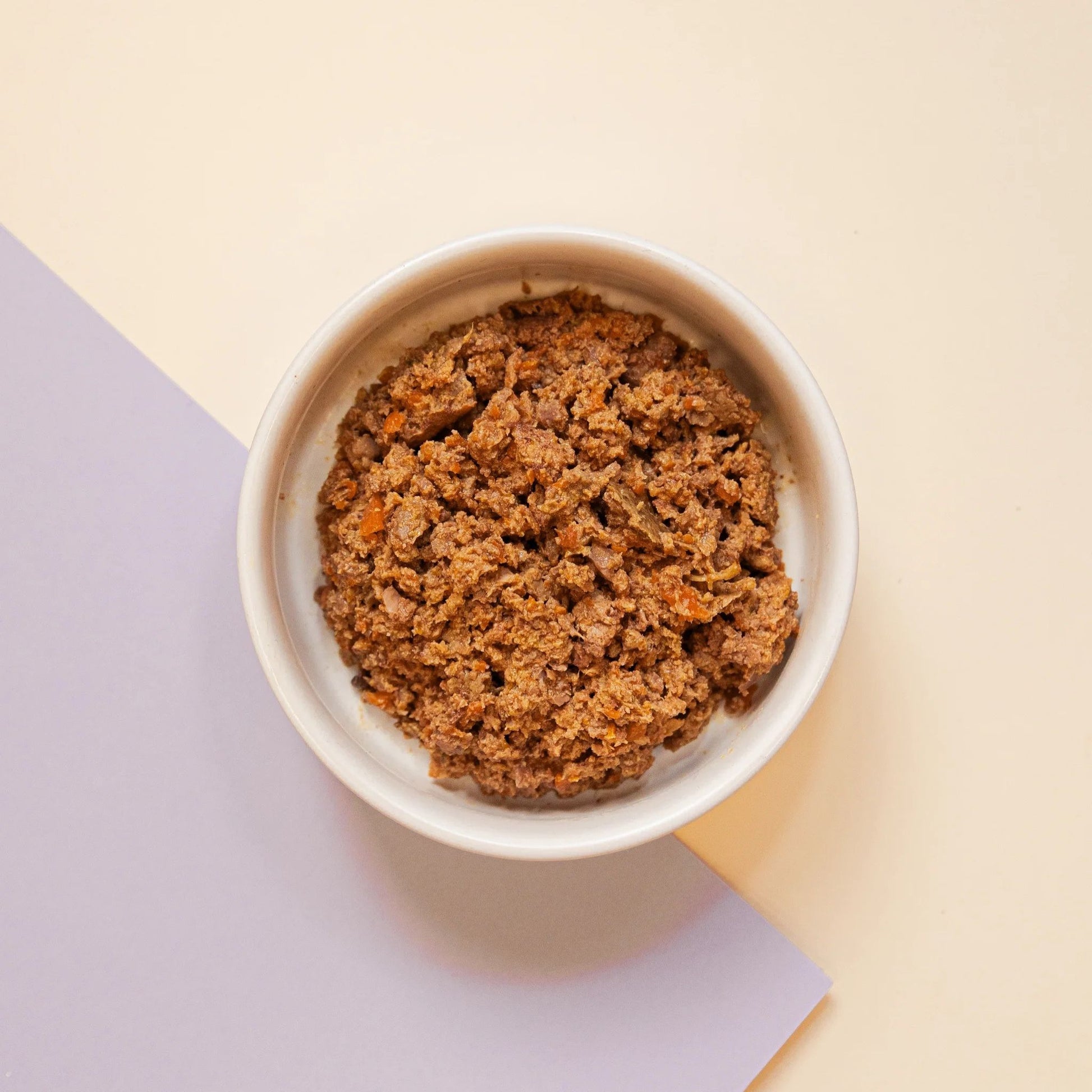 Natuka, comida natural cocinada, receta de pollo y salmón  para gatos de todas las edades.
