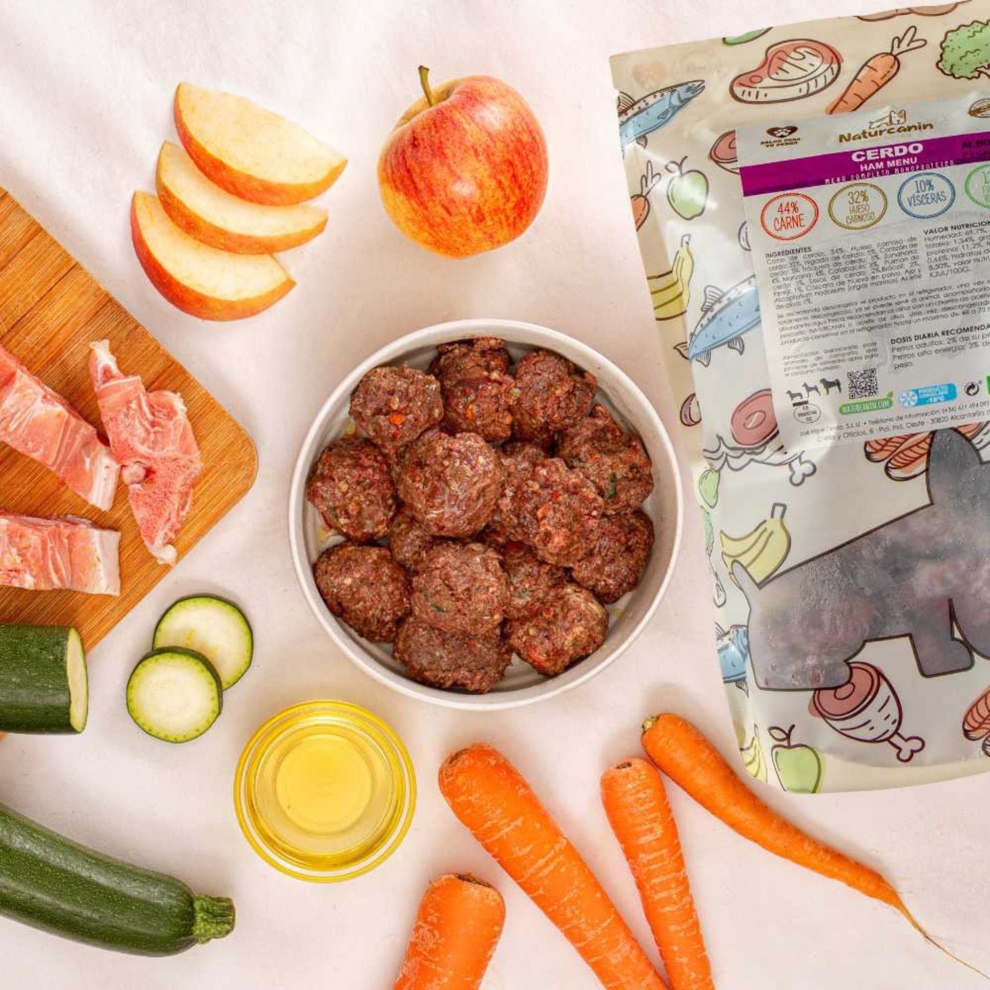 Naturcanin, menú monoproteico de alimentación cruda BARF elaborado con cerdo para perros de todas las edades y tamaños